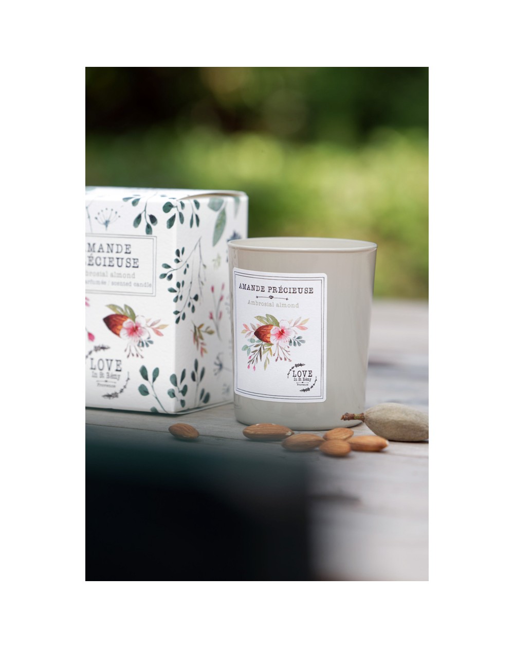 Bougie Parfumée Lait D'Amande 280g - Confidences Provence (Fabriquée En Provence, Neuve)