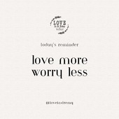 Mercredi matin et notre "today's reminder"... ⚡❤️ Love more worry less... en d’autres mots profitons toujours plus de la vie !

Wednesday morning and our "today's reminder"... ⚡❤️ Love more worry less !
-
-
#lovemore #worryless #domore #enjoymore #lovequote #quoteoftheday #todaysreminder #frenchscents #citations #mots #phrases #vivre #positivewords #loveinstremy #frenchwords #frenchlove #poésie #unconditionallove #saylove #lovelife #profiterdelavie